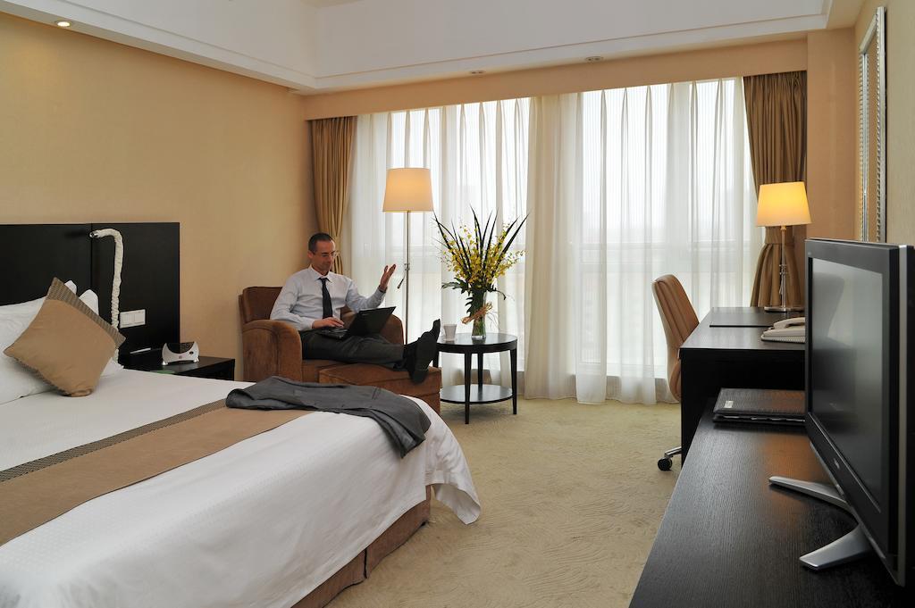 Ramada Plaza Shanghai Gateway Eksteriør bilde